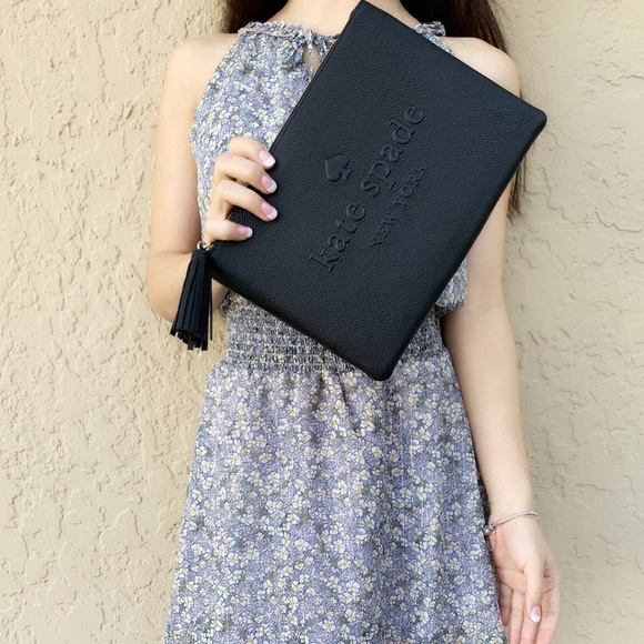 Kate spade leather LOGO zip pouch clutch SALE‼️‼️ - Picture 3 of 5